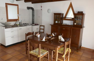 Photo 2 - Maison de 1 chambre à Acquarossa avec terrasse et vues sur la montagne