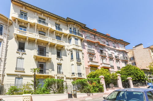 Foto 6 - Apartamento de 2 habitaciones en Cannes con vistas al mar