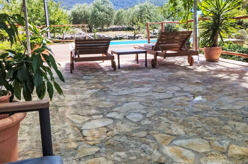 Photo 22 - Maison en Stari Grad avec piscine privée et jardin