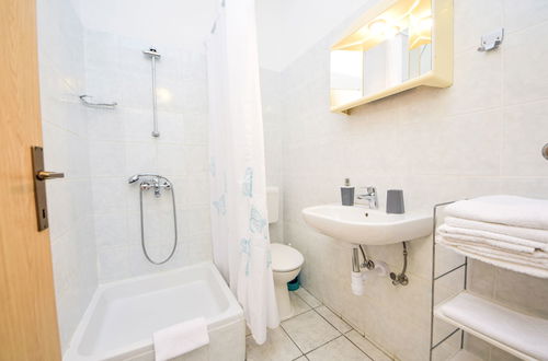 Photo 9 - 1 bedroom Apartment in Makarska