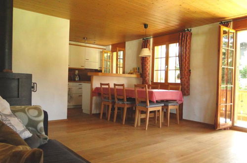 Photo 13 - 2 bedroom Apartment in Saanen