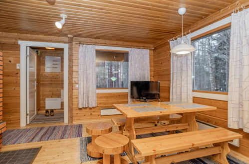 Foto 7 - Casa de 2 quartos em Kuusamo com sauna e vista para a montanha