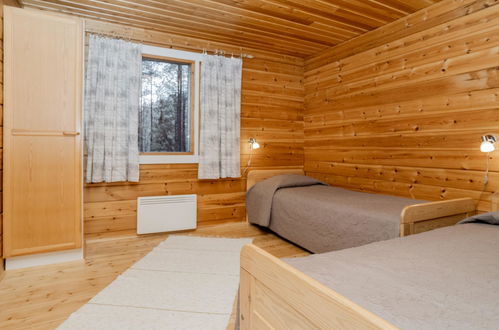 Foto 11 - Casa de 2 quartos em Kuusamo com sauna e vista para a montanha