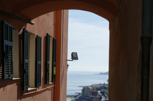 Foto 17 - Apartamento en Imperia con vistas al mar
