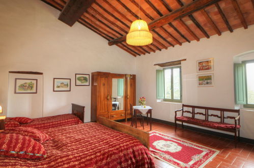 Foto 8 - Casa de 7 quartos em Radda in Chianti com piscina privada e jardim