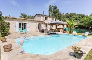 Foto 1 - Haus mit 3 Schlafzimmern in Saint-Paul-de-Vence mit privater pool und garten