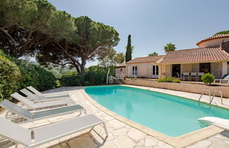 Foto 1 - Casa de 4 habitaciones en Sainte-Maxime con piscina privada y vistas al mar