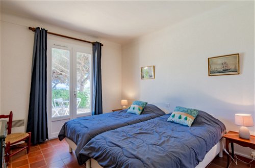 Foto 13 - Haus mit 4 Schlafzimmern in Sainte-Maxime mit privater pool und blick aufs meer