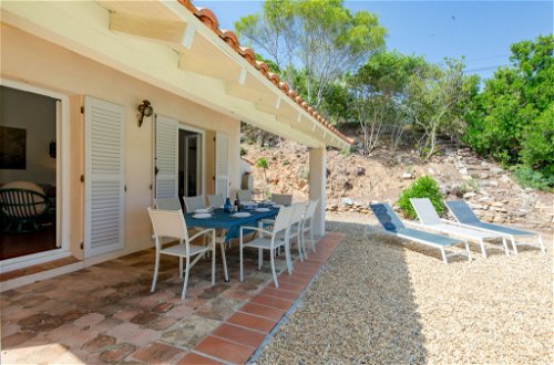 Foto 18 - Haus mit 4 Schlafzimmern in Sainte-Maxime mit privater pool und blick aufs meer
