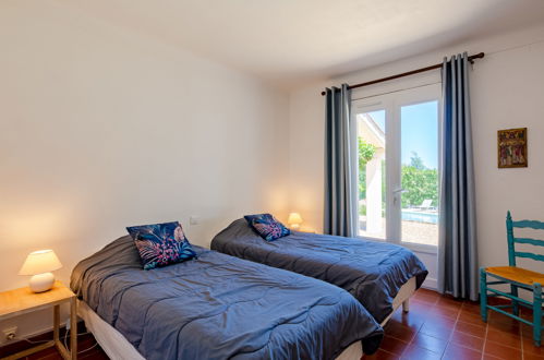 Foto 12 - Casa de 4 quartos em Sainte-Maxime com piscina privada e vistas do mar
