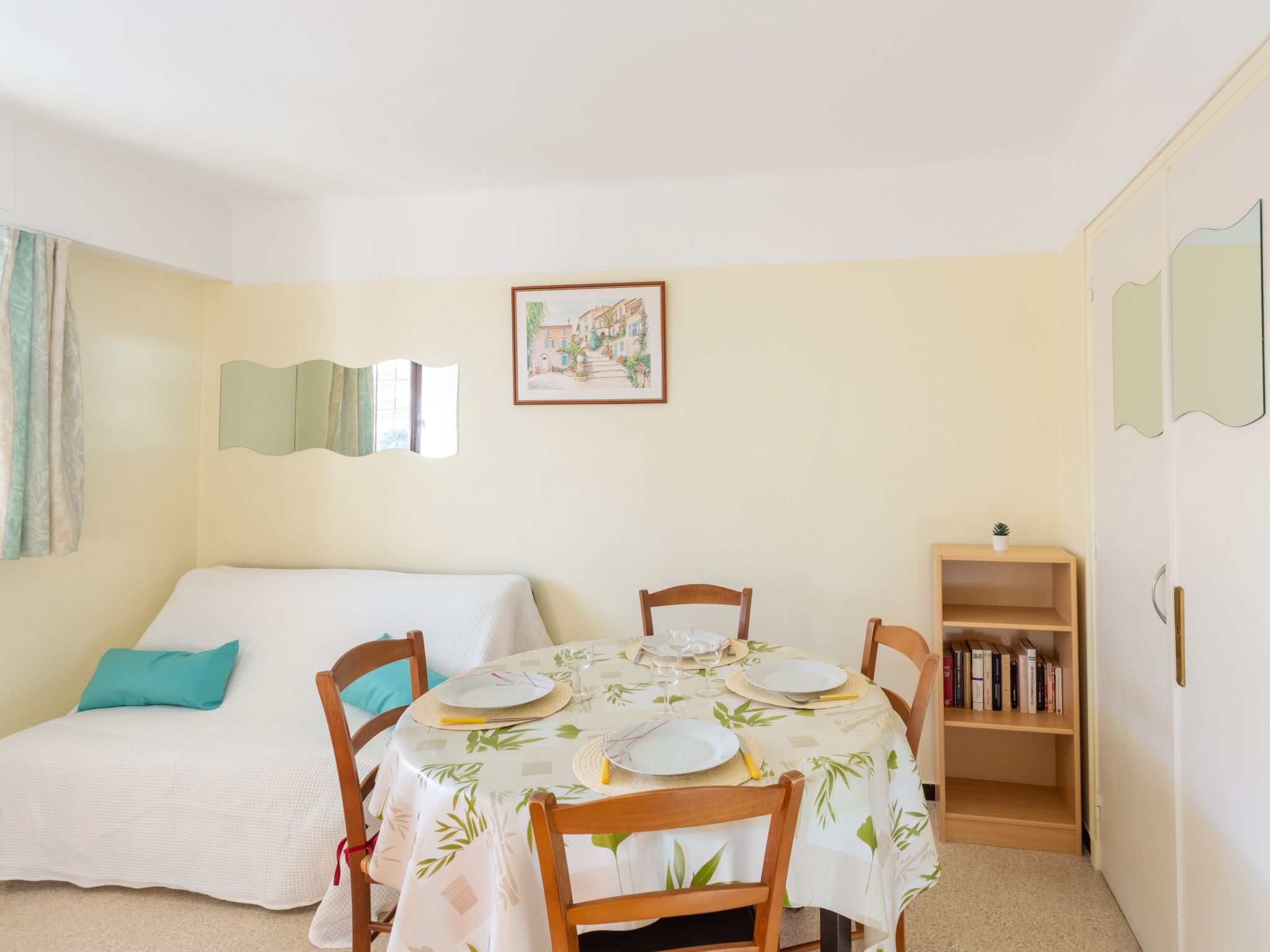 Foto 8 - Apartamento de 1 habitación en Le Lavandou con vistas al mar