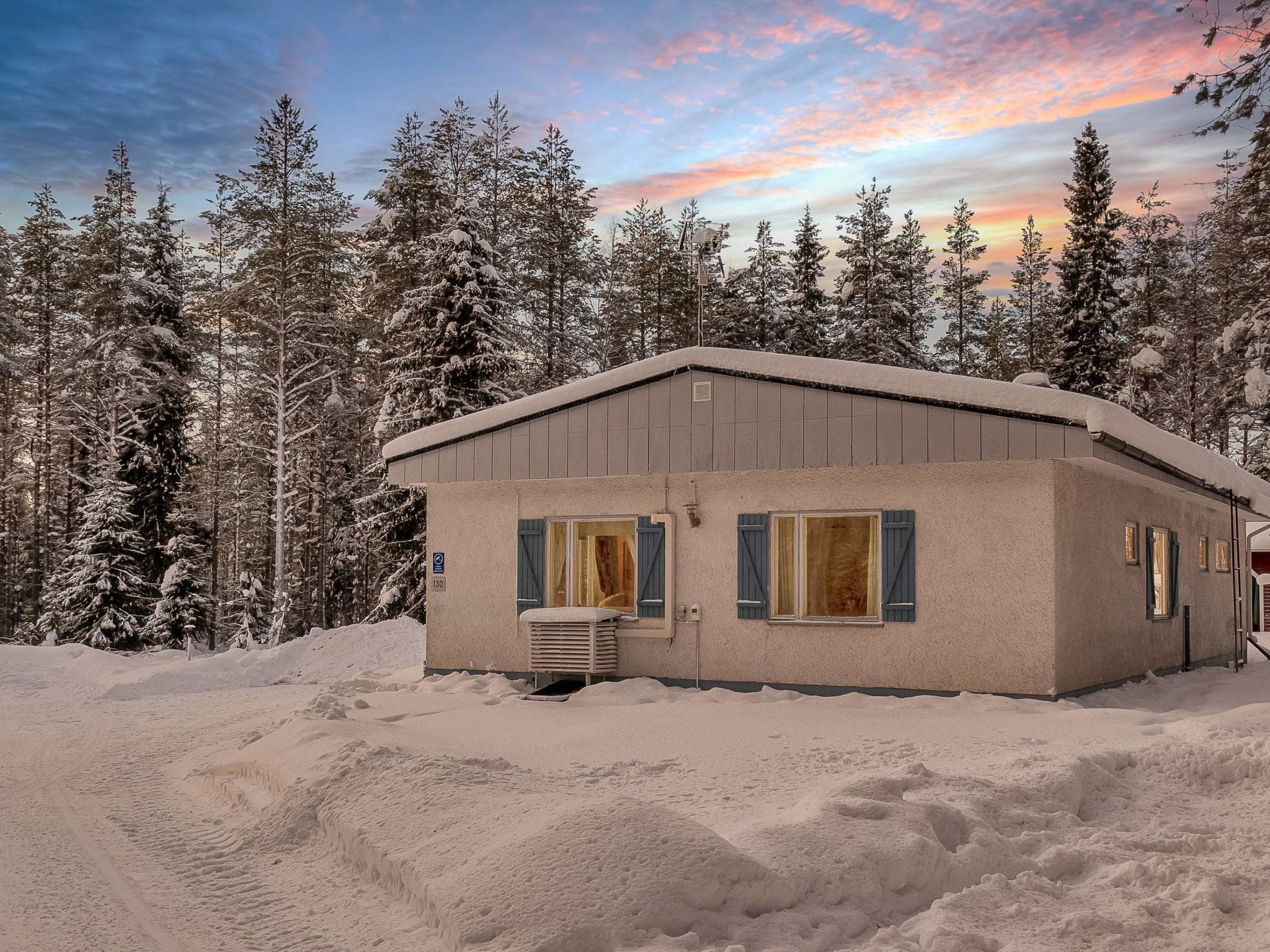 Foto 22 - Casa de 3 quartos em Rovaniemi com sauna e vista para a montanha