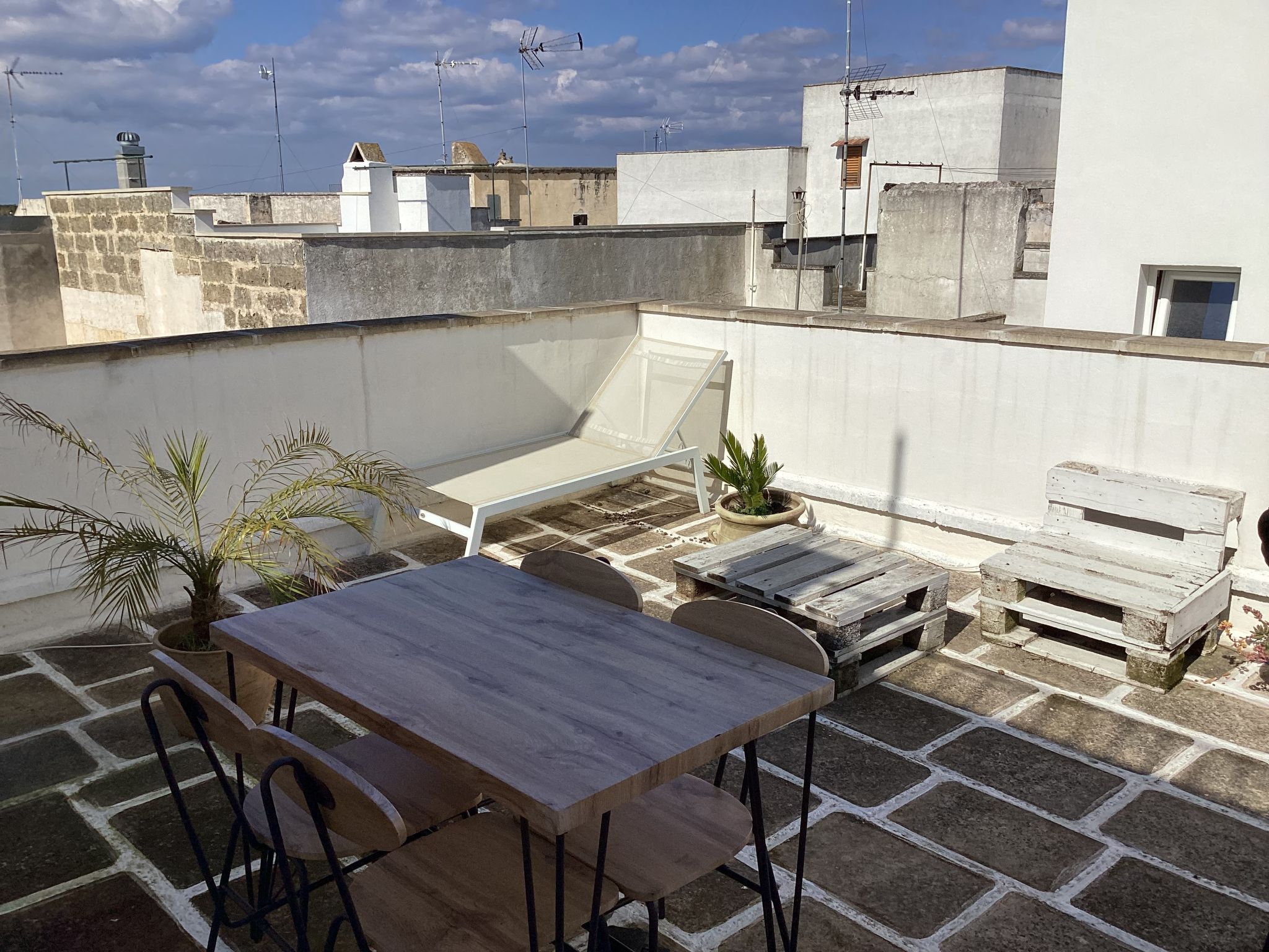 Foto 5 - Apartamento en Matino con jardín y terraza