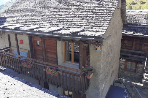 Foto 6 - Haus mit 2 Schlafzimmern in Serravalle mit garten und blick auf die berge