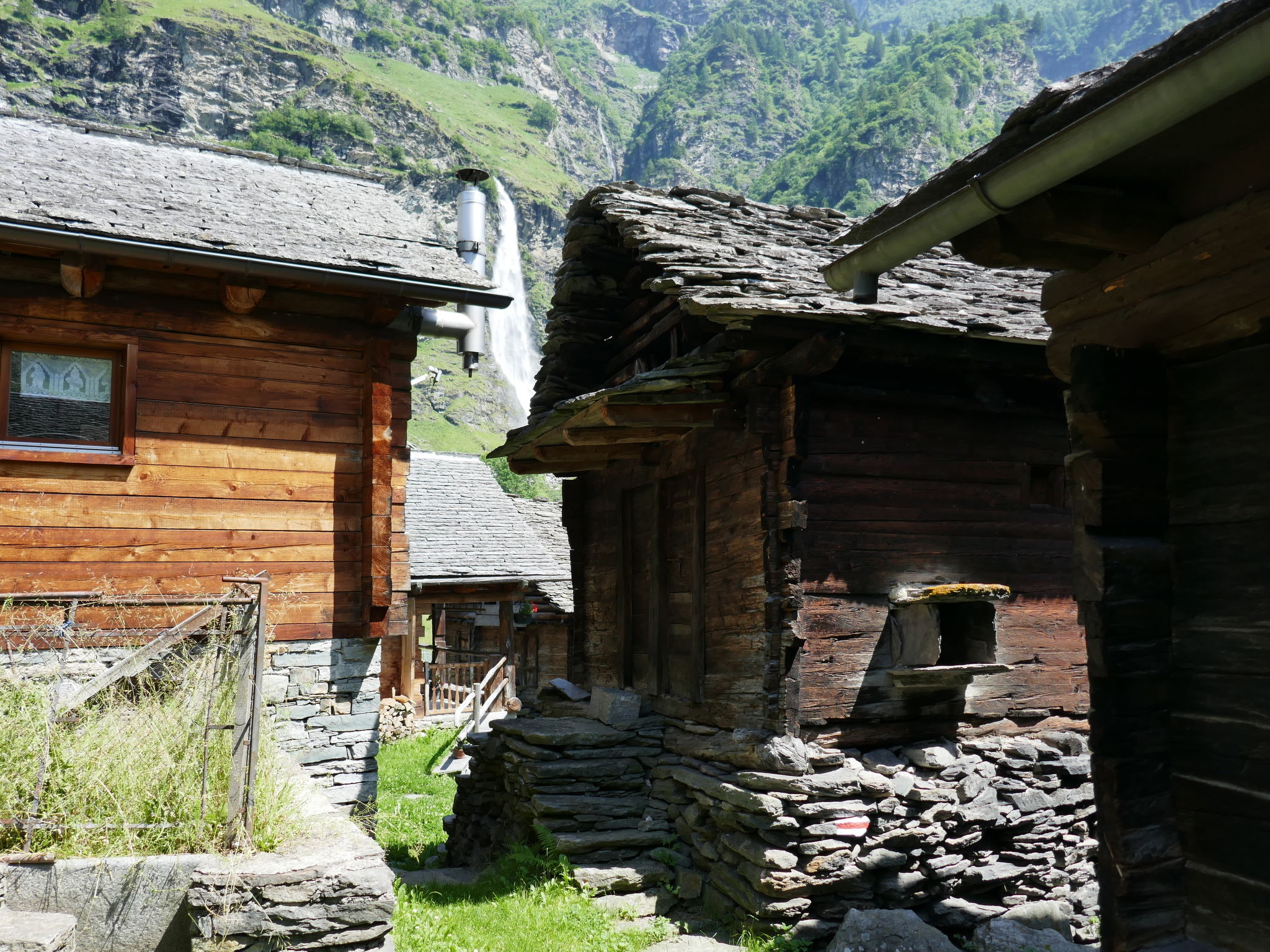 Photo 14 - Maison de 2 chambres à Serravalle avec jardin et vues sur la montagne