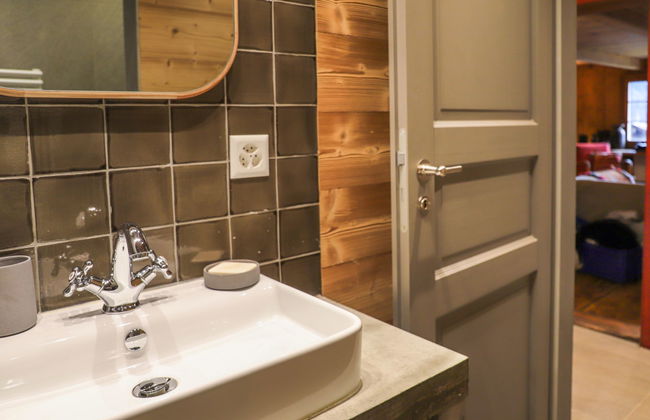 Casa de 6 quartos em Bex com jardim e terraço - Foto 12