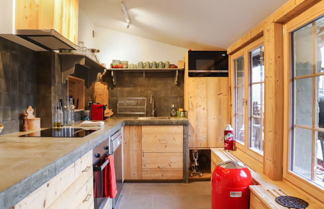Casa de 6 quartos em Bex com jardim e terraço - Foto 13