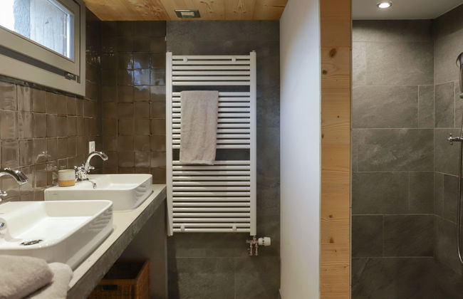 Casa de 6 quartos em Bex com jardim e terraço - Foto 32
