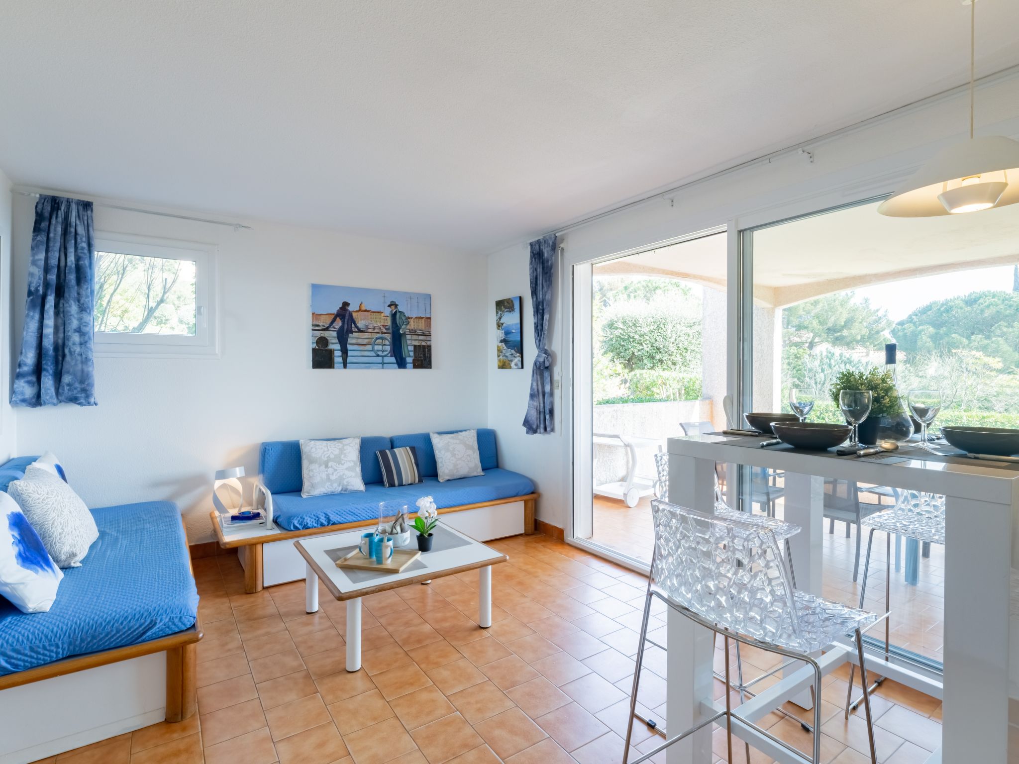 Foto 6 - Apartamento de 2 quartos em Sainte-Maxime com piscina e vistas do mar