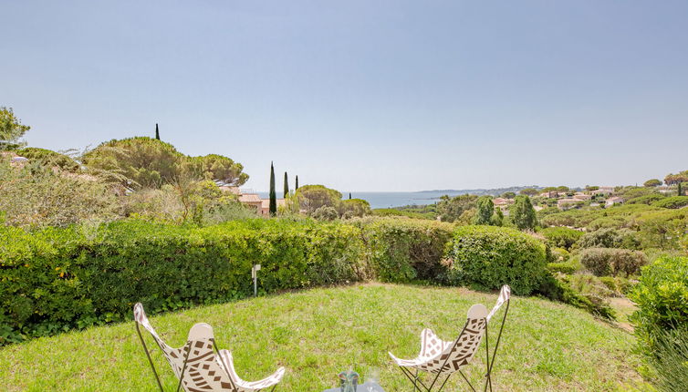 Photo 1 - Appartement de 2 chambres à Sainte-Maxime avec piscine et vues à la mer