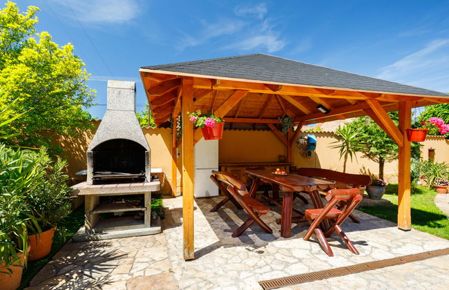 Casa de 6 quartos em Balatonlelle com piscina privada e jardim - Foto 3
