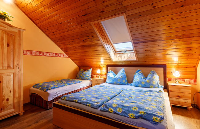 Casa de 6 quartos em Balatonlelle com piscina privada e jardim - Foto 12