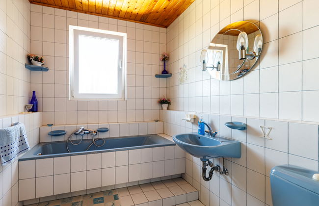 Casa de 6 quartos em Balatonlelle com piscina privada e jardim - Foto 22