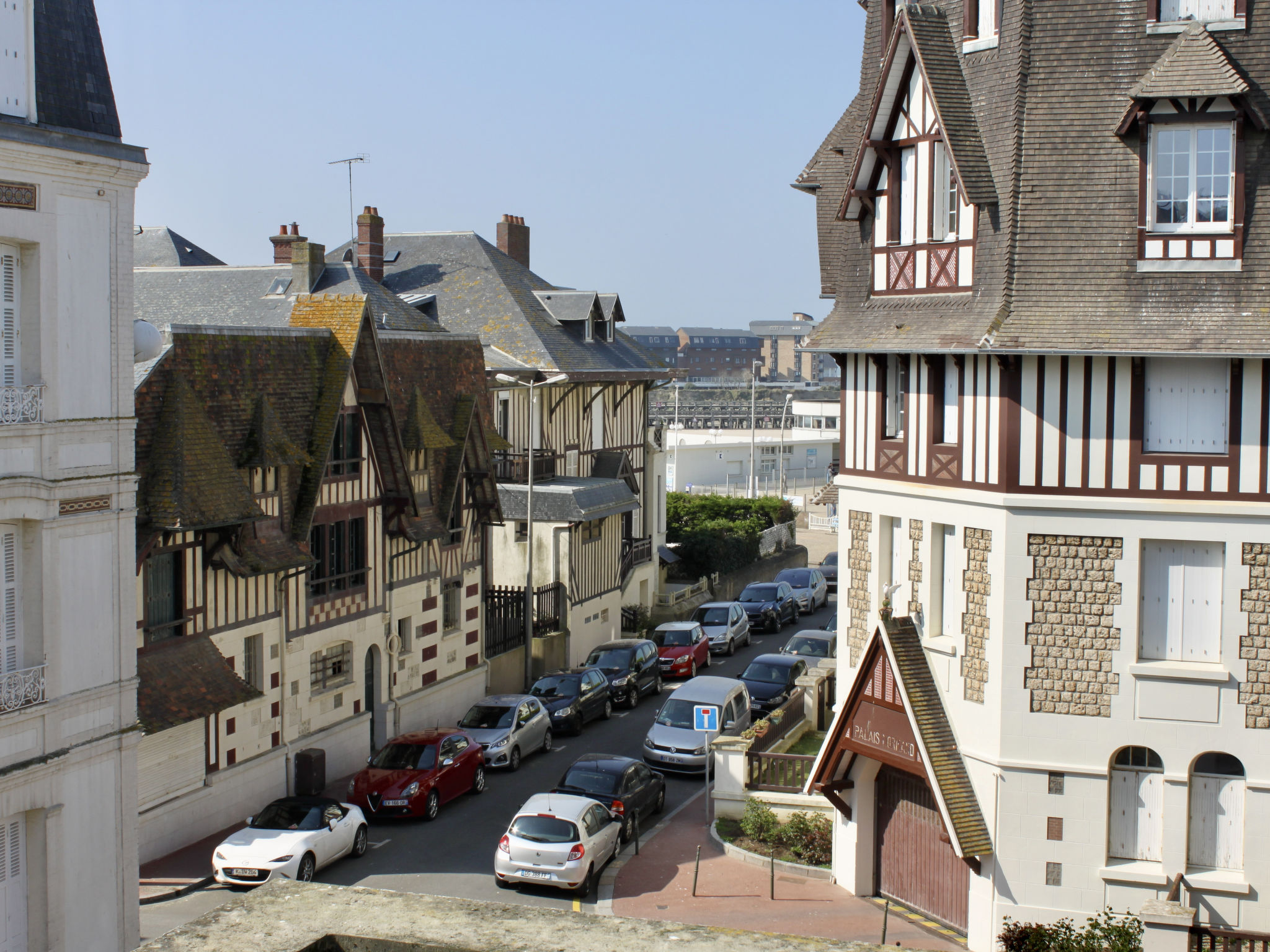 Foto 21 - Apartamento de 1 habitación en Trouville-sur-Mer con vistas al mar