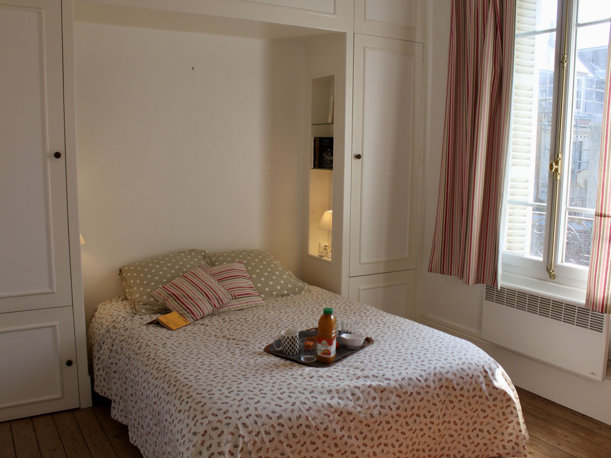 Foto 4 - Appartamento con 1 camera da letto a Trouville-sur-Mer con vista mare