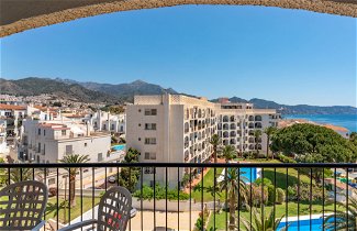 Photo 2 - 2 bedroom Apartment in Nerja with swimming pool and sea view