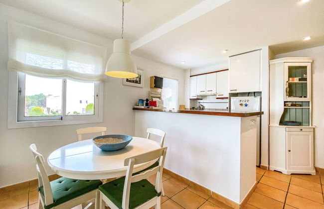 Apartamento de 3 quartos em Pals com piscina e jardim - Foto 7