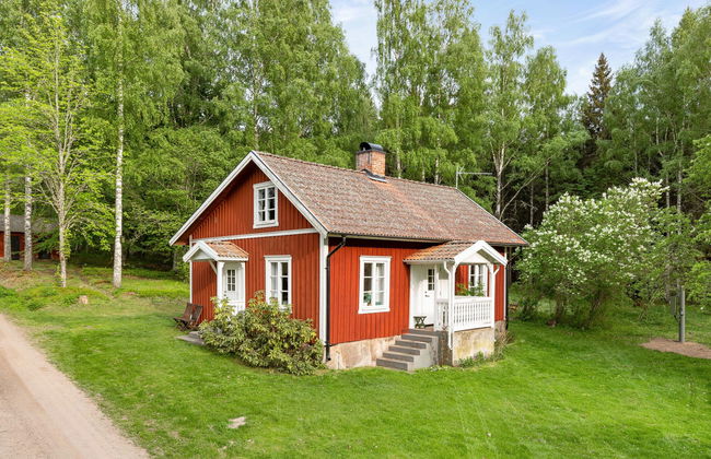 Haus mit 3 Schlafzimmern in Töreboda mit garten - Foto 1