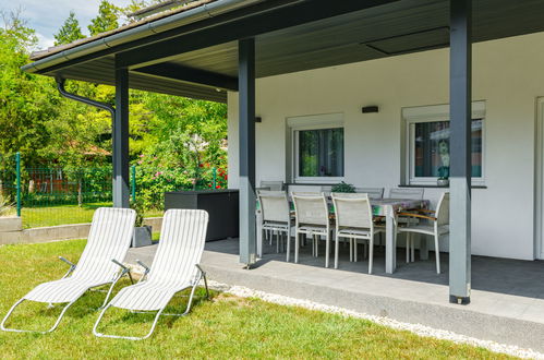 Photo 21 - Maison de 2 chambres à Siófok avec jardin et terrasse