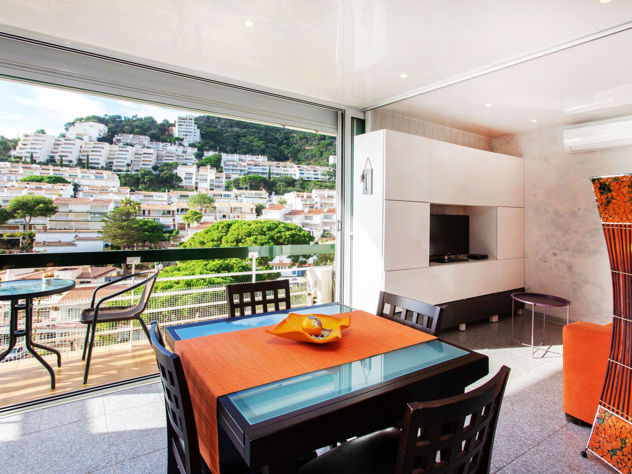 Photo 2 - 1 bedroom Apartment in Tossa de Mar with sea view