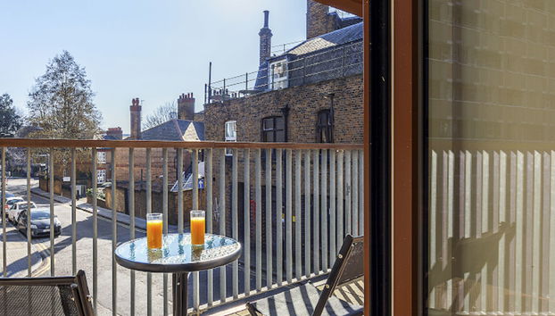 Apartment mit 2 Schlafzimmern in London - Foto 5