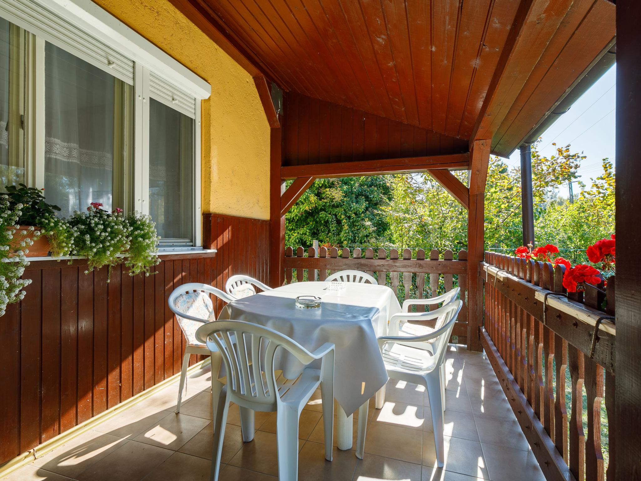 Foto 3 - Casa de 2 habitaciones en Balatonfenyves con jardín y terraza