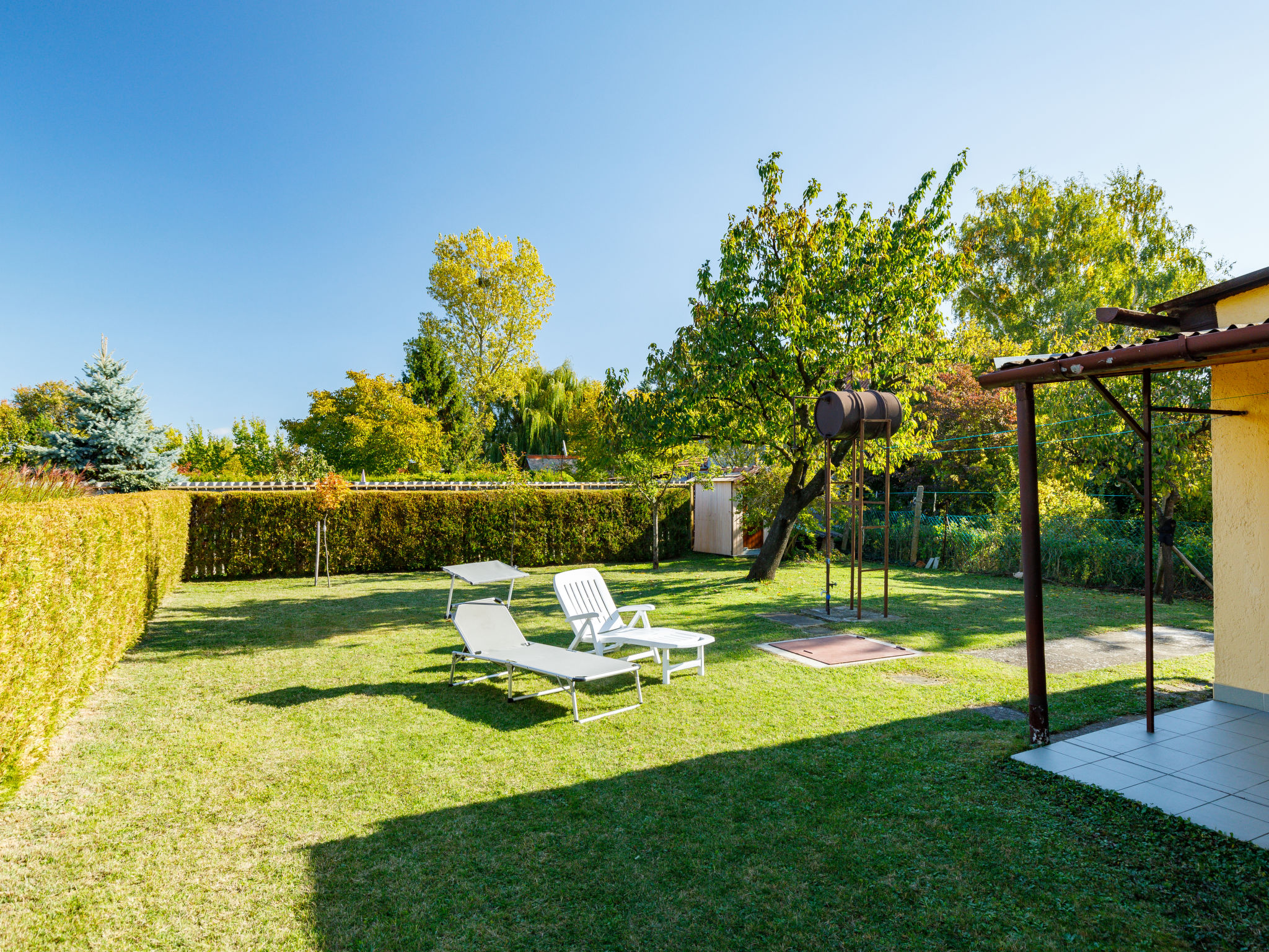 Photo 2 - Maison de 2 chambres à Balatonfenyves avec jardin et terrasse