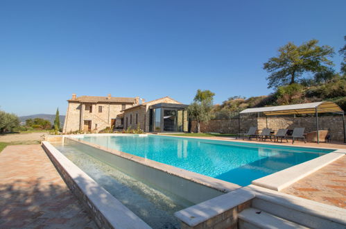 Foto 4 - Casa con 5 camere da letto a Magione con piscina privata e vista sulle montagne