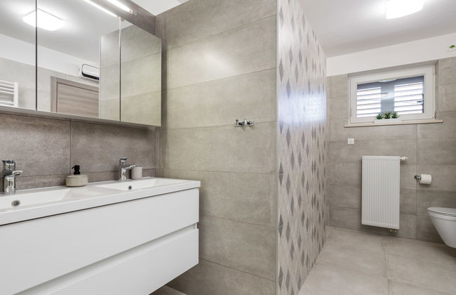 Casa de 5 quartos em Dobrinj com piscina privada e jardim - Foto 34