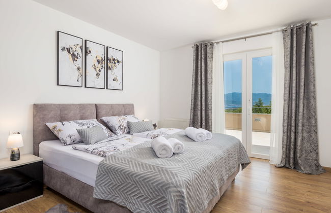 Casa de 5 quartos em Dobrinj com piscina privada e jardim - Foto 32