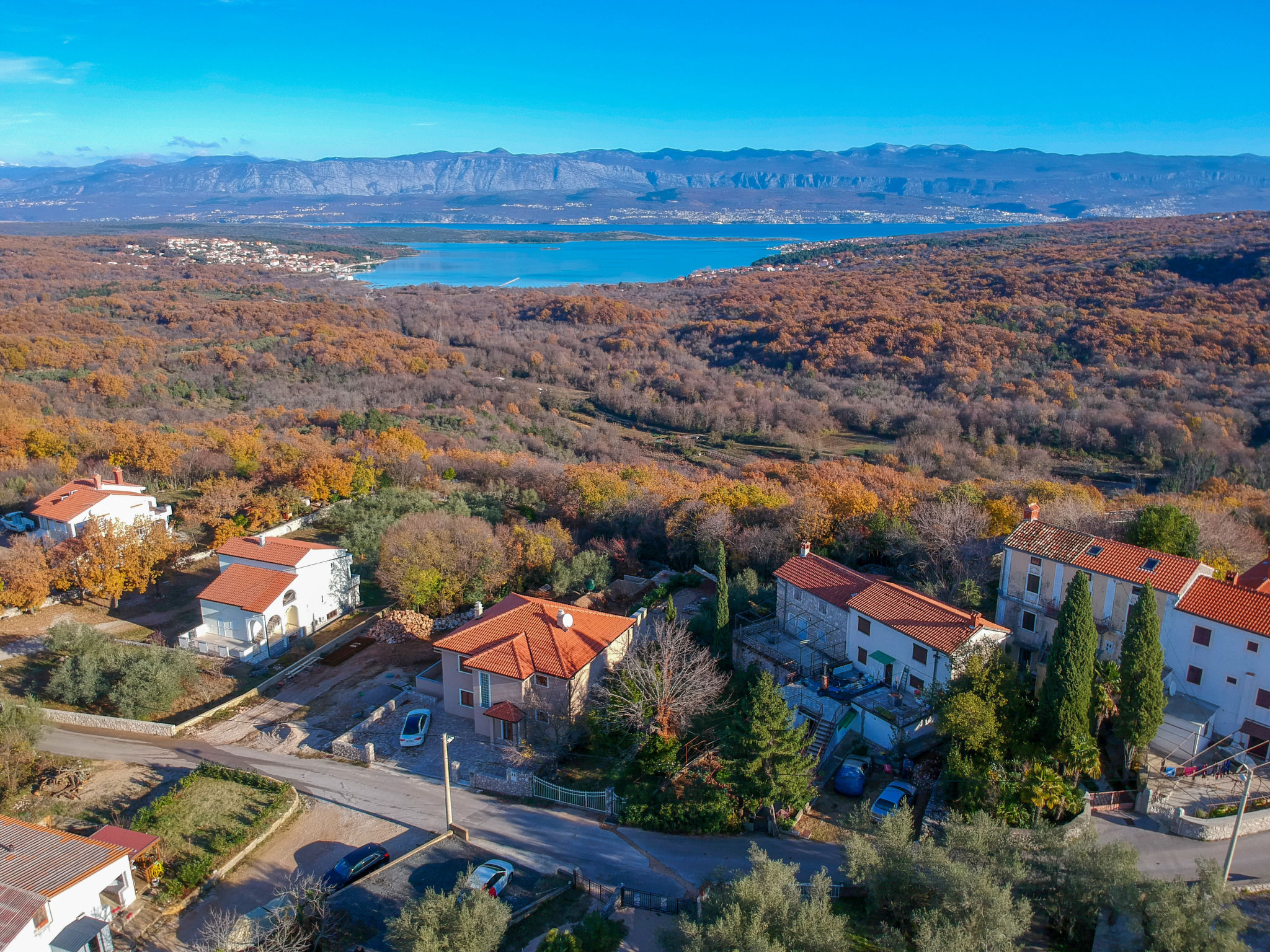 Photo 26 - 4 bedroom House in Dobrinj with private pool and garden