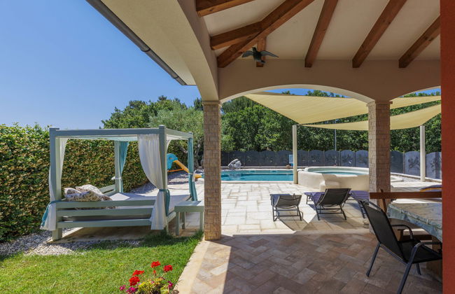 Casa de 5 quartos em Brtonigla com piscina privada e jardim - Foto 2