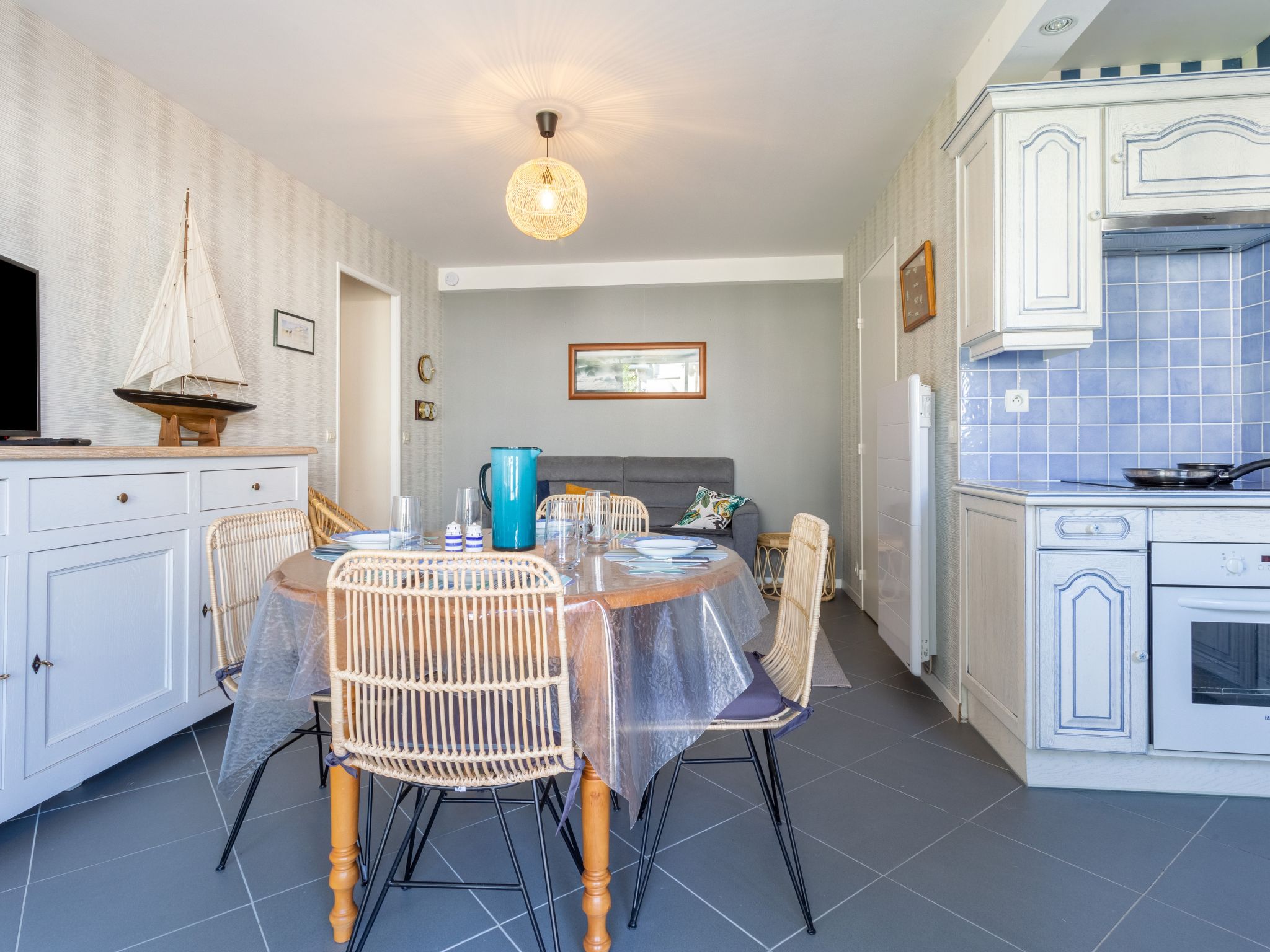 Foto 8 - Apartamento de 1 habitación en Cabourg con terraza y vistas al mar