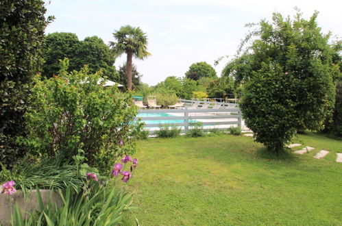 Foto 36 - Casa de 4 quartos em Besozzo com piscina privada e vista para a montanha