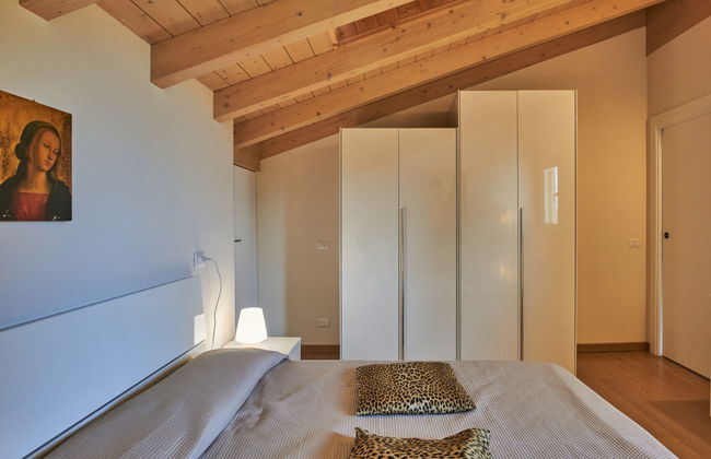Casa de 6 quartos em Besozzo com piscina privada e jardim - Foto 27