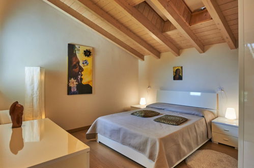 Foto 25 - Casa con 4 camere da letto a Besozzo con piscina privata e vista sulle montagne