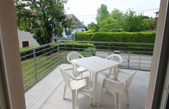 Casa de 6 quartos em Besozzo com piscina privada e jardim - Foto 17
