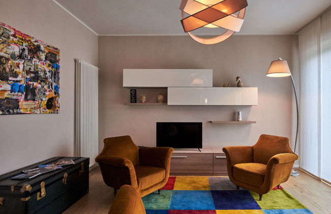 Casa de 6 quartos em Besozzo com piscina privada e jardim - Foto 7