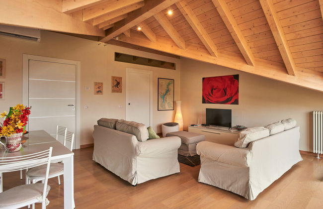 Casa de 6 quartos em Besozzo com piscina privada e jardim - Foto 21