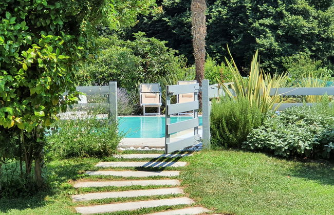Casa de 6 quartos em Besozzo com piscina privada e jardim - Foto 40